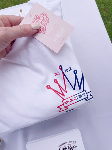 Pop The Fizz For Liz - Queens Jubilee Crown - Unisex Fit T-Shirt